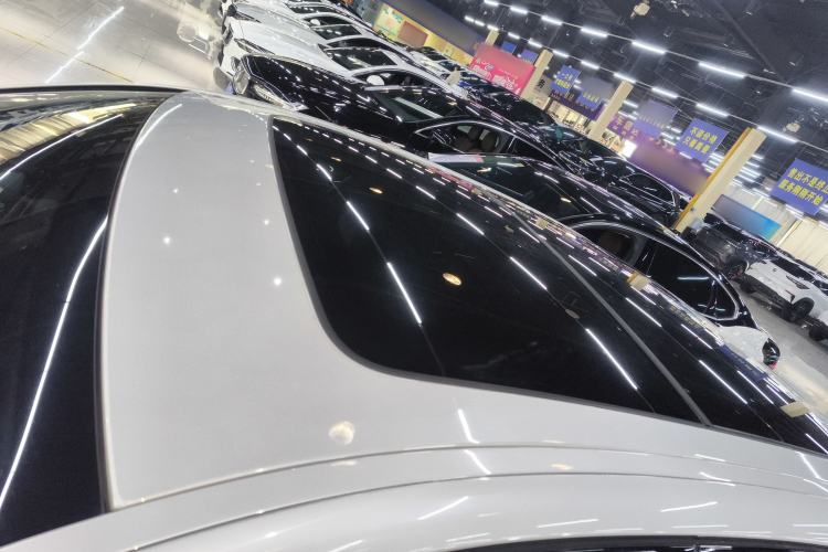 Used BMW 5 Series 2019 Facelifted 530Li Leading Edition M Sport Package