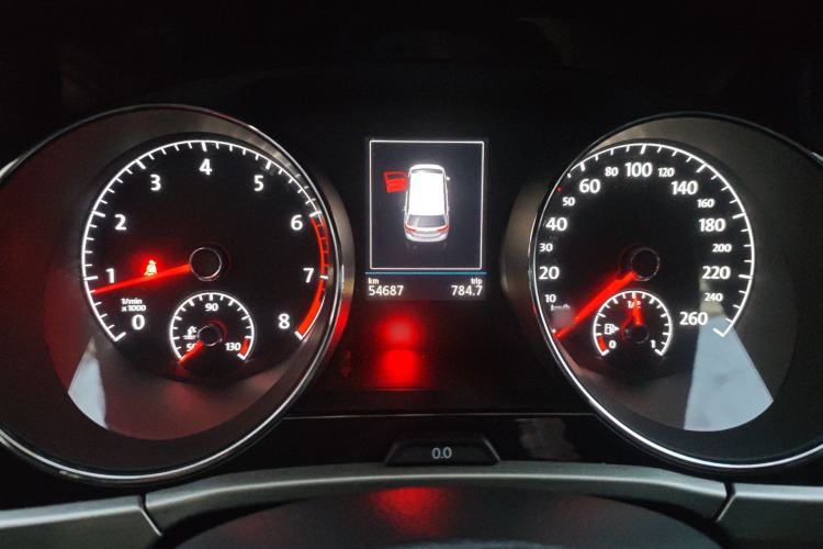 Used Volkswagen Touran 2018 Volkswagen Touran L 280TSI DSG Luxury Edition 7 Seats
