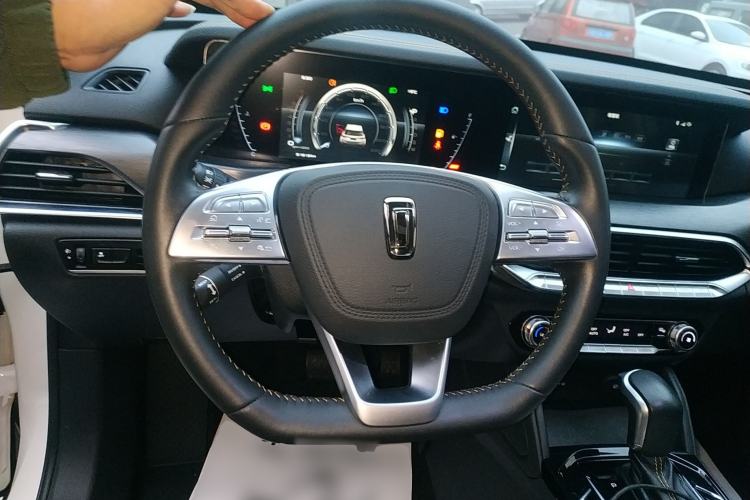 Used Bestune T77 2019 230 TID Automatic Luxury Version China VI Emission Standard
