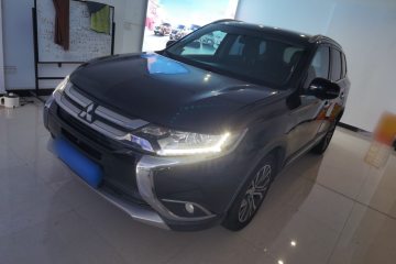Used Mitsubishi Outlander 2018 2.0L Two-Wheel Drive Glory Edition 5 Seats
