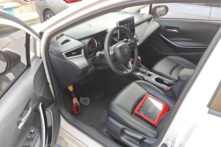 Used Toyota Corolla 2021 Dual-Motor 1.8L E-CVT Elite Edition
