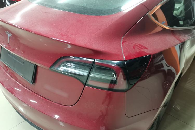 Used Tesla Model 3 2019 Long-Range All-Wheel-Drive Version
