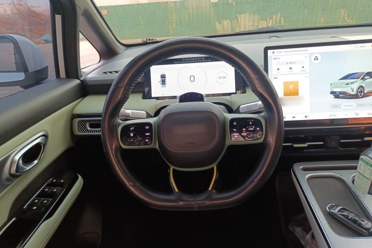 Used AION Y 2022 Plus 70 Tech Edition
