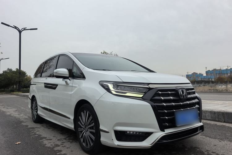 Used Honda Elysion 2022 2.0L eHEV Luxury Edition
