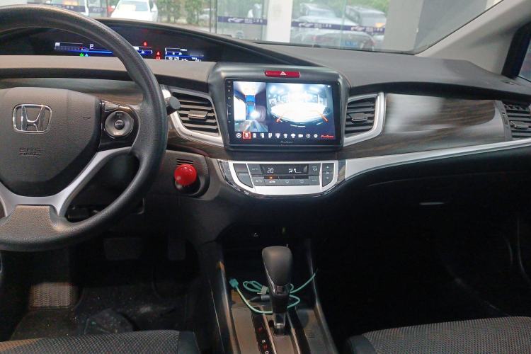 Used Honda Jade 2017 1.8L automatic Comfort version 5 seats
