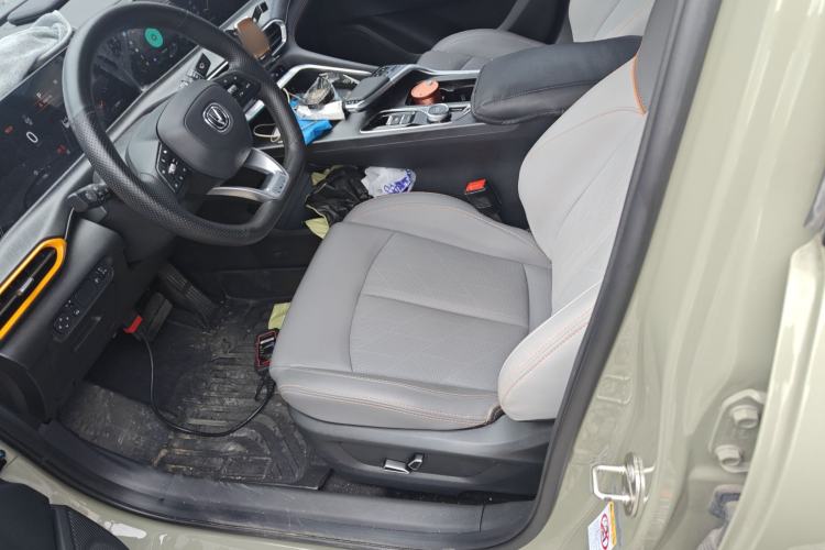 Used Changan UNI-T 2022 1.5T Prestige Version
