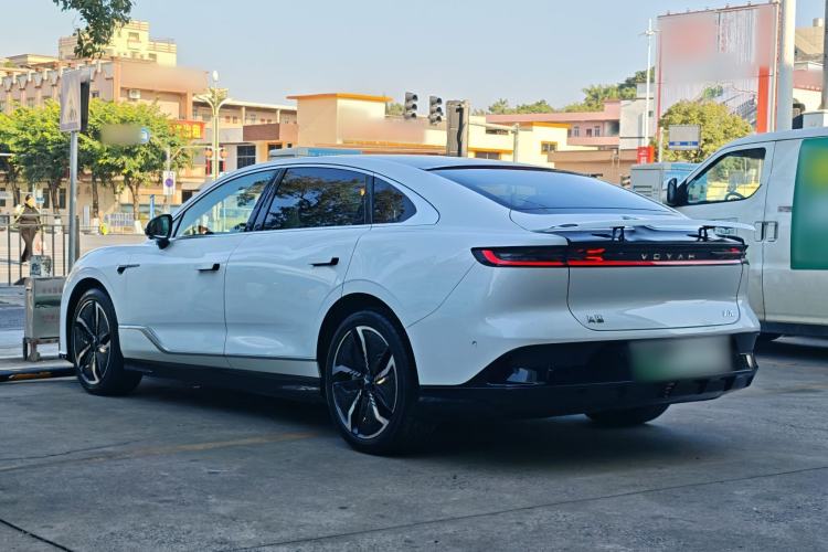 Used VOYAH PASSION 2023 Four-Wheel Drive Standard Edition