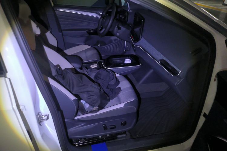 Used Volkswagen ID.4 CROZZ 2021 Long-Range PURE+ Two-Wheel Drive Version
