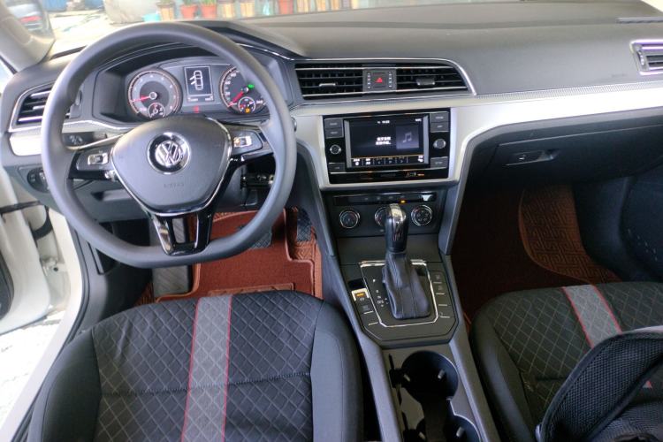 Used Volkswagen Lamando 2019 230TSI DSG Fashion Edition China VI
