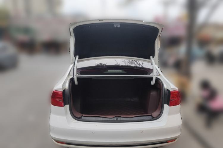 Used Volkswagen Bora 2017 1.6L Manual Comfort Model