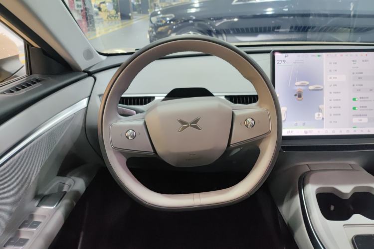 Used XPeng MONA M03 2024 620 with Ultra-Long Range
