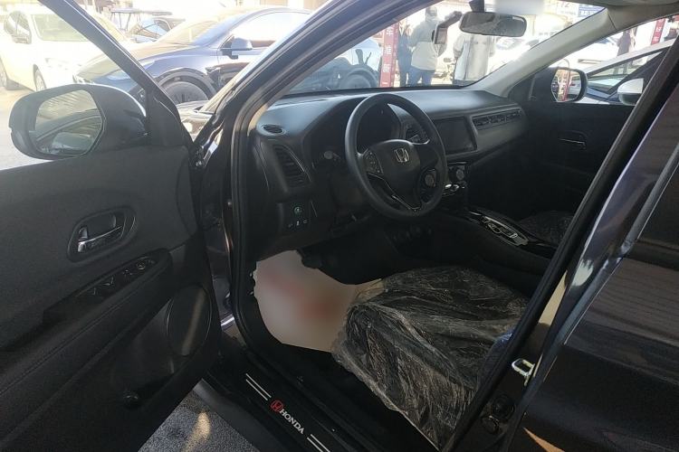 Used Honda Vezel 2020 1.5L CVT Pioneer Edition
