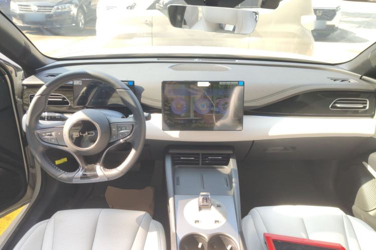 Used BYD Seal 06 New Energy 2024 DM-i 120KM Prestige Model
