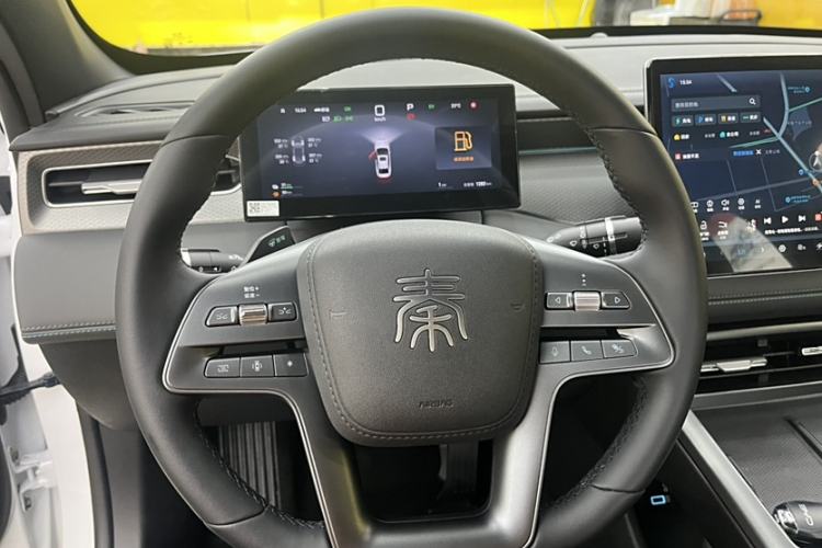 Used BYD Qin PLUS 2025 DM-i Smart Drive 120KM Superior Model
