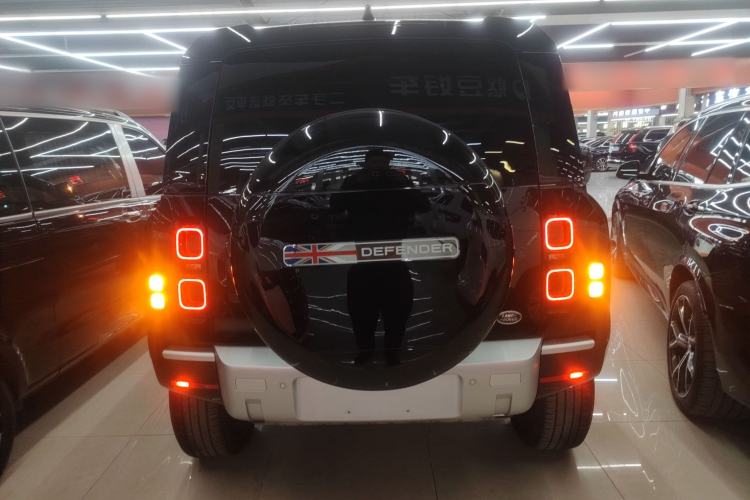 Used Land Rover Defender 2024 110 3.0T P400 XS
