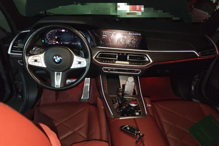 Used BMW X5 2022 xDrive 40Li Luxury Edition M Sport Package
