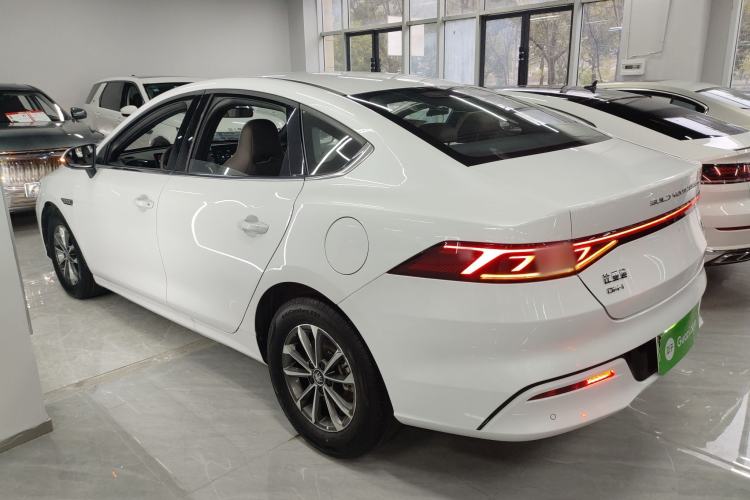 Used BYD Qin PLUS 2024 HONOR Edition DM-i 55KM Leading Model
