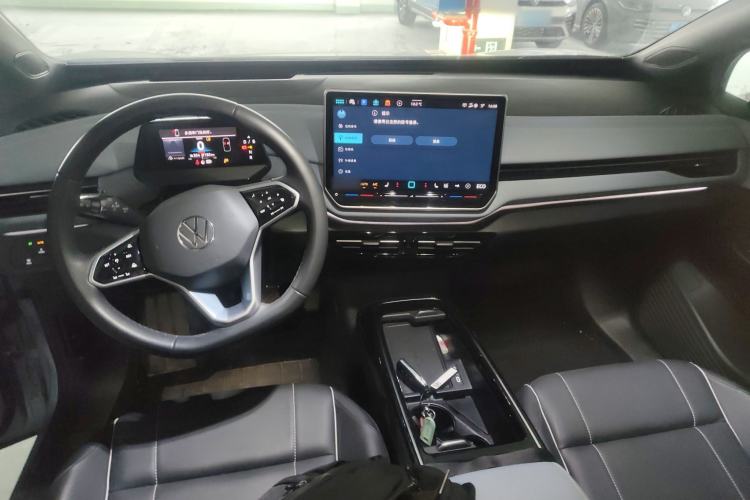 Used Volkswagen ID.4 X 2025 Smart Version Pure & Intelligent Enjoyment Edition
