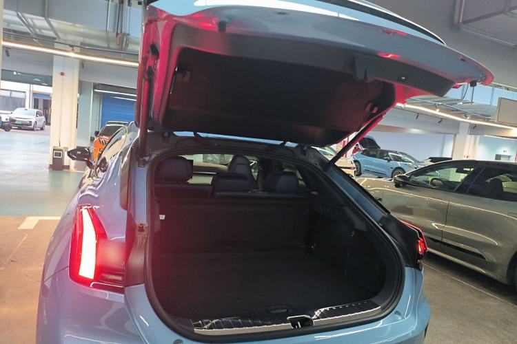 Used Zeekr 001 2025 YOU Edition 100 kWh All-Wheel Drive
