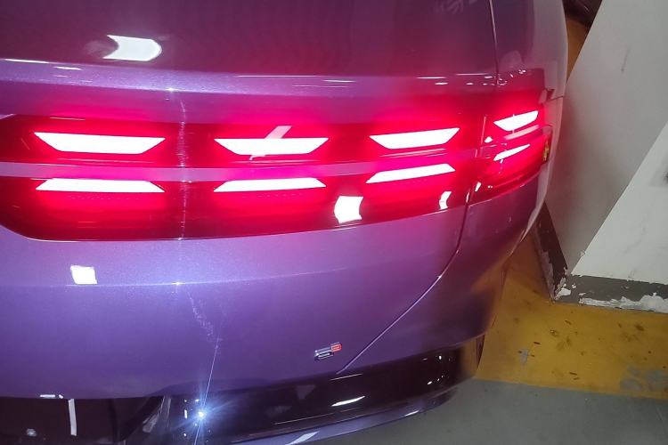 Used Denza Z9 2024 630 km All-Wheel Drive Max Version
