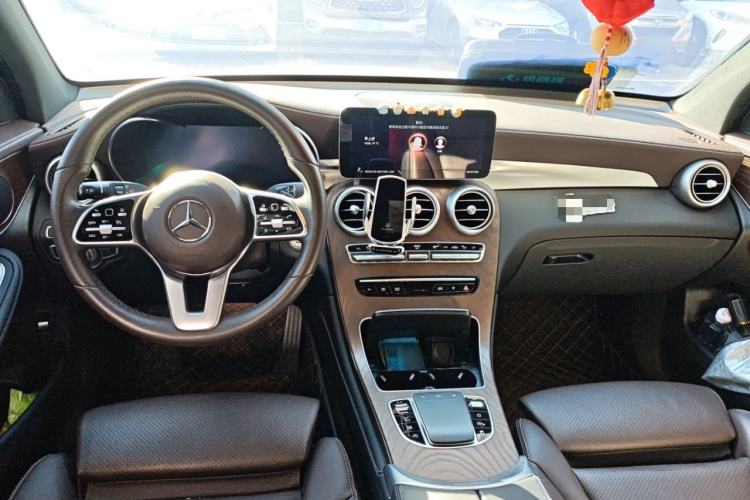 Used Mercedes-Benz GLC 2022 Refreshed GLC 300 L 4MATIC Dynamic Edition
