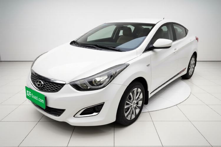 Used Hyundai Elantra (5th Generation / Langdong) 2016 1.6L Automatic Smart Version