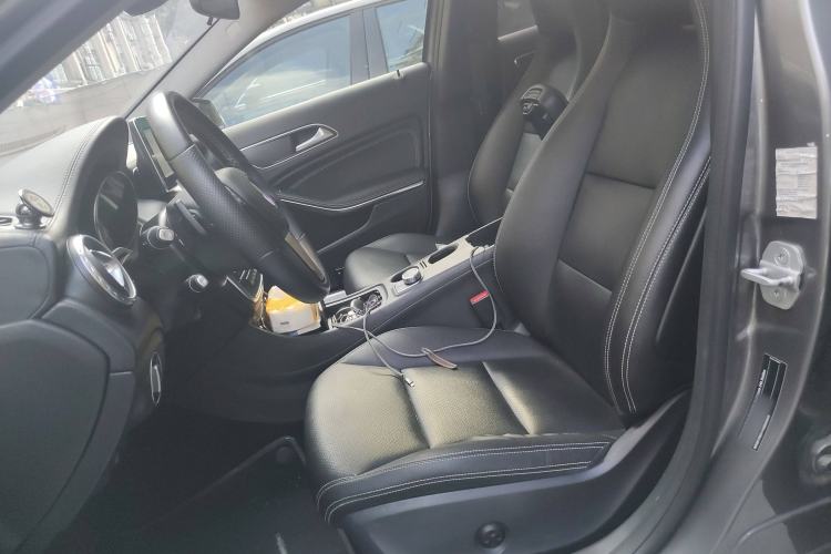 Used Mercedes-Benz GLA 2015 GLA 200 Fashion Model
