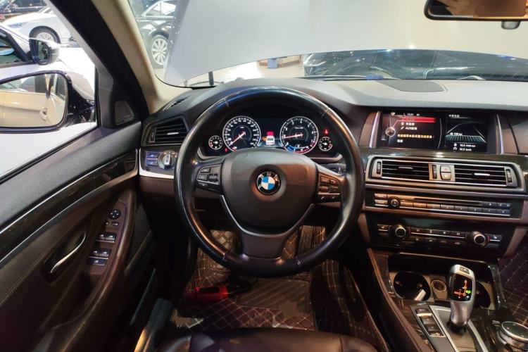 Used BMW 5 Series 2017 525Li Luxury Design Package
