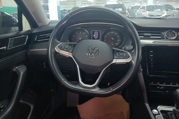 Used Volkswagen Magotan 2020 330TSI DSG Leading Model
