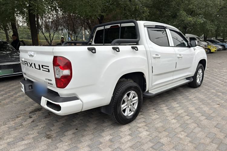 Used SAIC MAXUS T60 2017 2.0T Gasoline Automatic Two-Wheel Drive High-Ride Elite Standard Cabin
