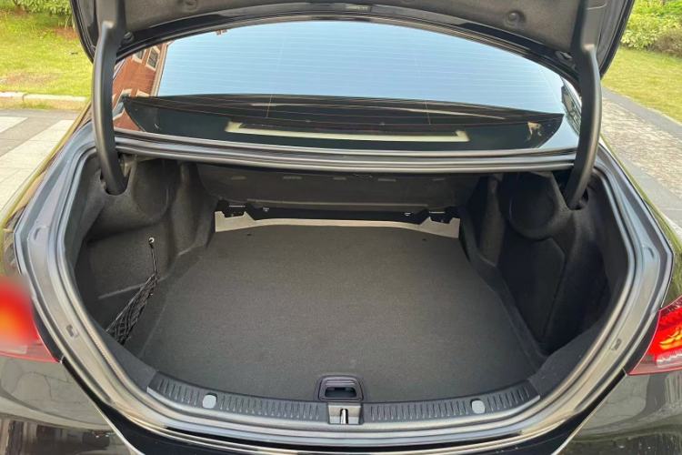 Used Mercedes-Benz E-Class 2022 Updated E 300 L Luxury Edition
