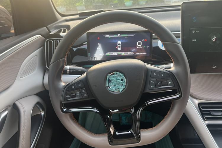 Used BYD Song Pro New Energy 2023 Champion Edition DM-i 110KM Excellence Model
