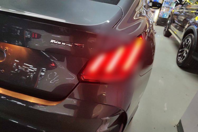 Used MG 5 2023 180 DVVT CVT Luxury Edition
