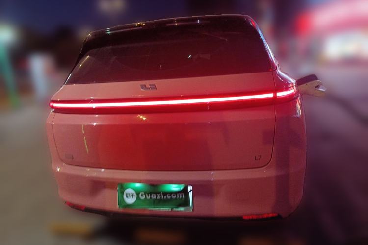 Used Li Auto L7 2023 Air model
