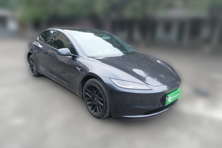 Used Tesla Model 3 2023 Rear-Wheel-Drive Version
