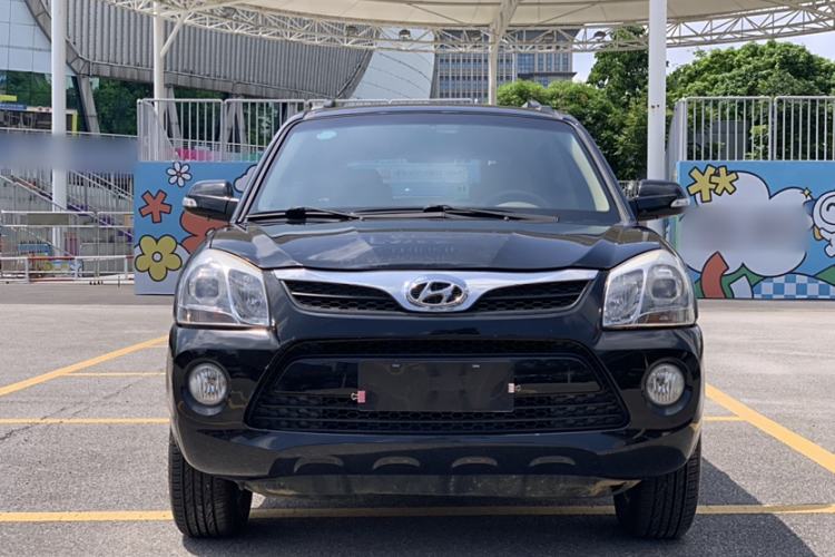 Used Hyundai Tucson 2013 2.0L Manual 4x4 Luxury Version
