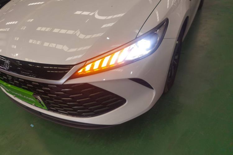 Used BYD Qin PLUS 2025 DM-i Smart Drive 55KM Beyond Model
