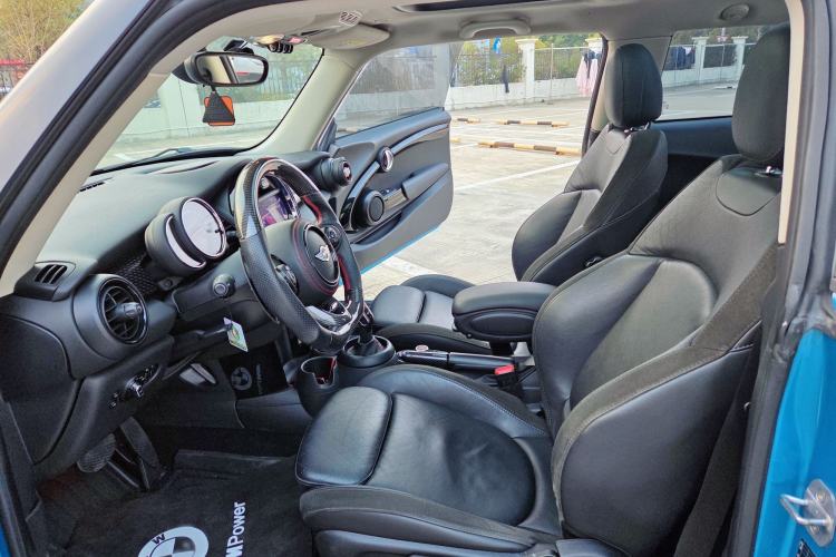 Used MINI MINI 2018 2.0T COOPER S Classic Edition
