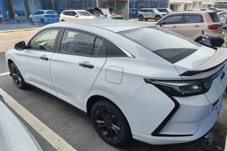 Used Dongfeng Aeolus Yixuan 2024 1.5L Automatic JingSu Edition
