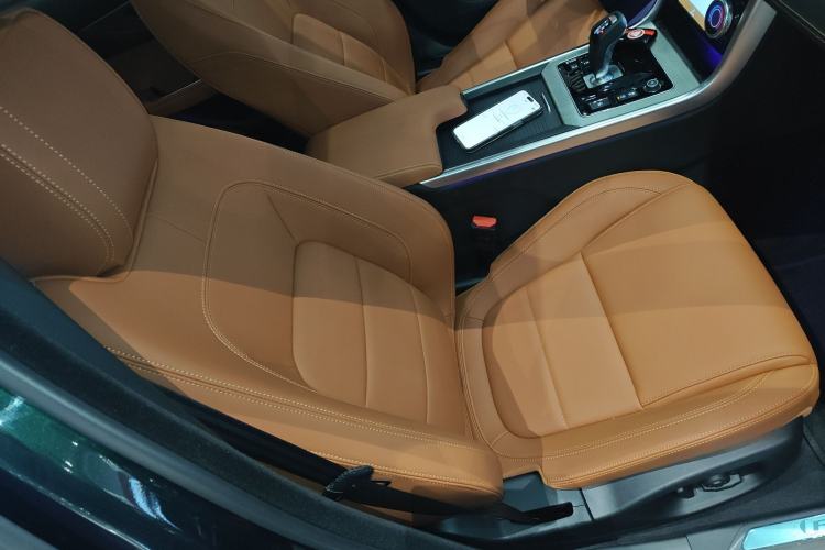 Used Jaguar XEL 2024 2.0T 250 PS R-DYNAMIC S Advanced Sport Edition
