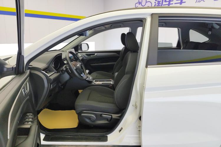 Used Haval M6 2021 PLUS 1.5T DCT Elite Smart Connectivity Model
