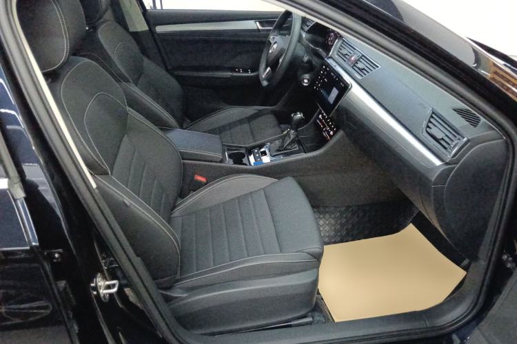 Used Skoda Superb 2023 Facelifted TSI280 DSG Luxury Edition
