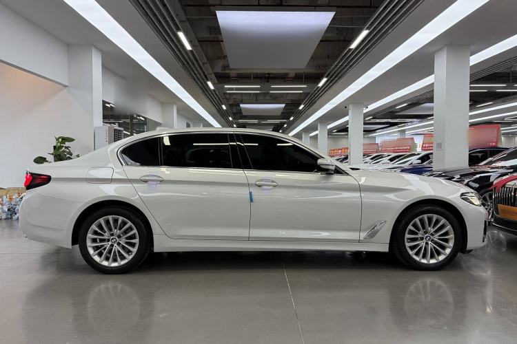 Used BMW 5 Series 2022 Second Facelift 525Li Luxury Package

