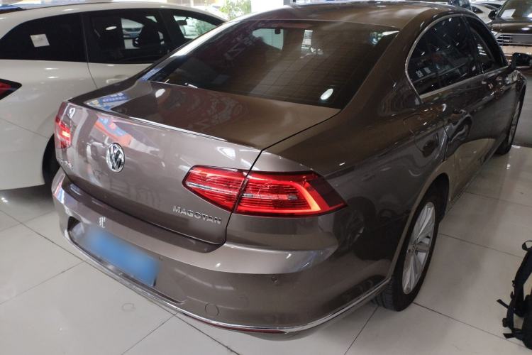 Used Volkswagen Magotan 2018 330TSI DSG Advanced Model
