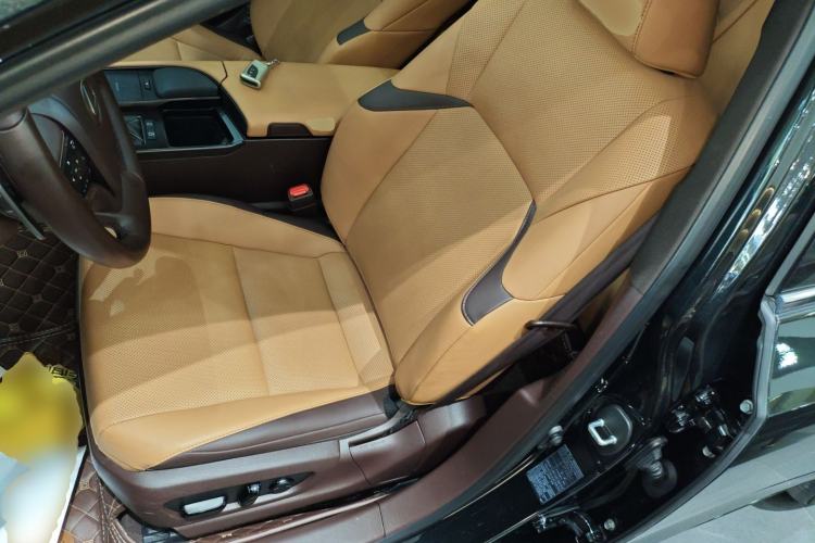 Used Lexus ES 2020 260 Excellence Edition
