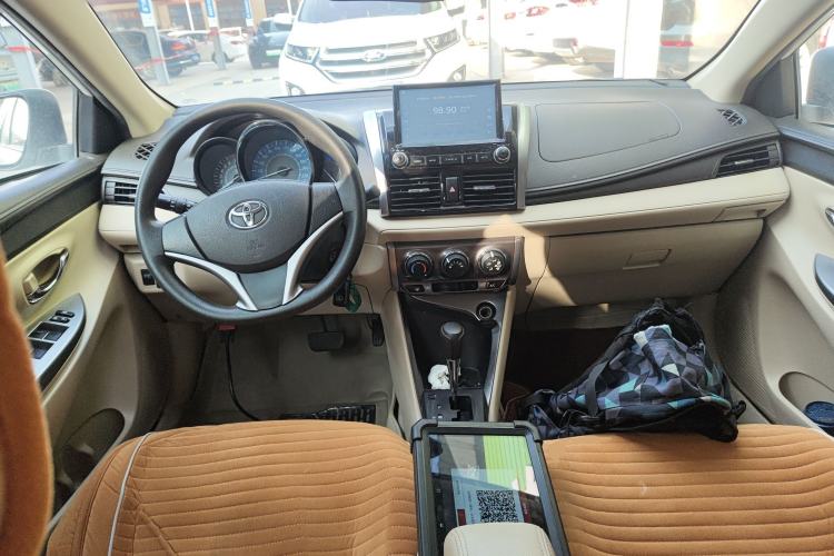 Used Toyota YARiS L 2015 1.5E Automatic Charm Edition
