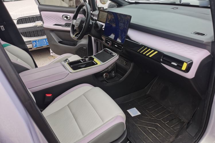 Used AION Y 2022 70 Tech Edition Lithium Iron Phosphate
