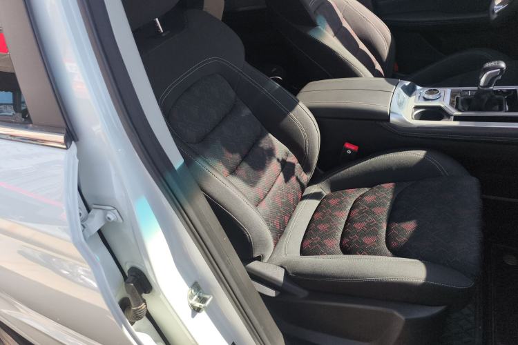 Used JETOUR X70 2020 1.5T Manual Comfort Edition 7-Seater
