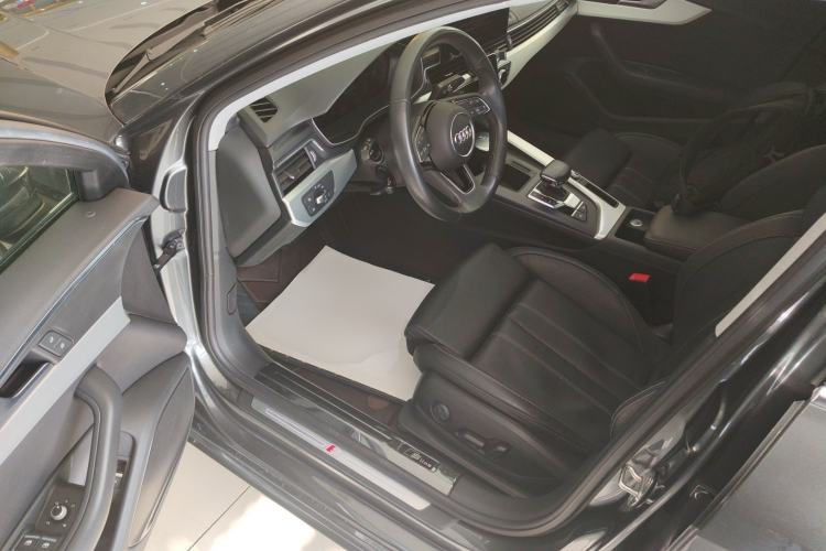 Used Audi A4L 2020 40 TFSI Luxury Dynamic Model
