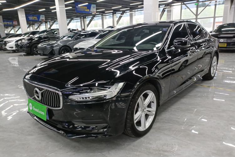 Used Volvo S90 2018 T4 Zhiyuan Edition

